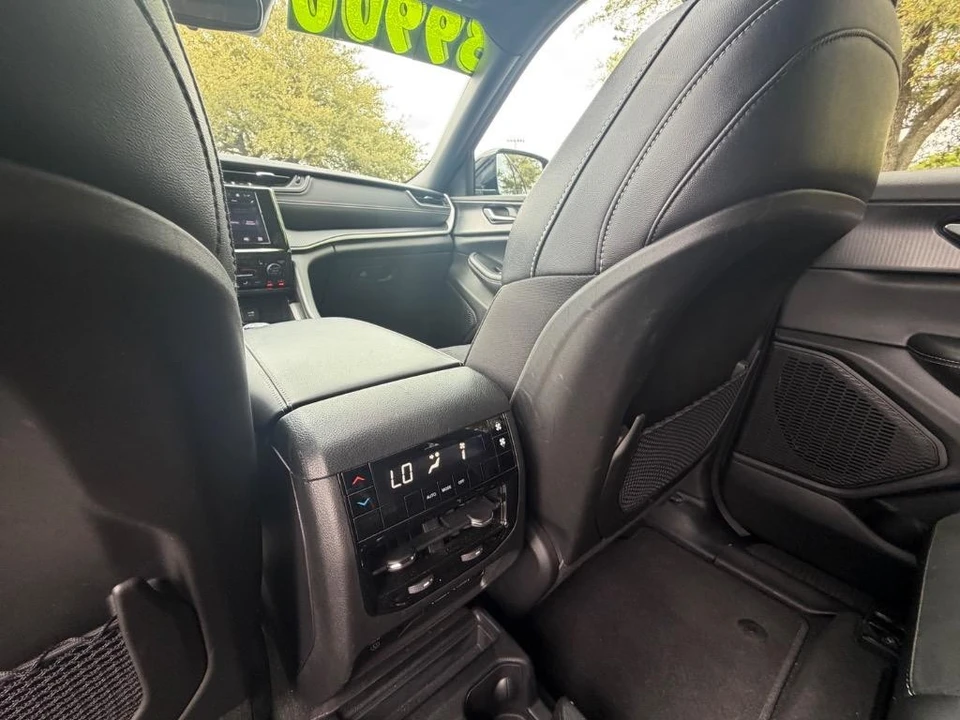 2025 Jeep WL Grand Cherokee - Image 21 of 29