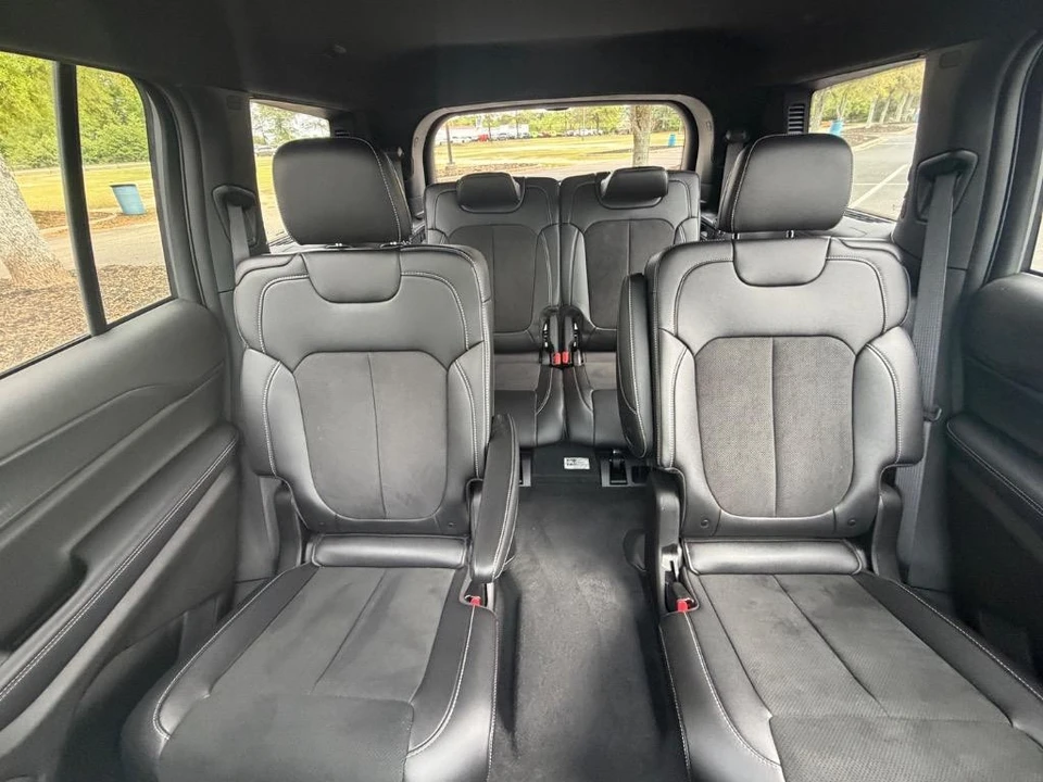 2025 Jeep WL Grand Cherokee - Image 18 of 29