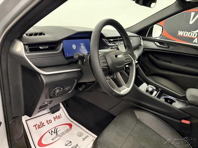 2025 Jeep WL Grand Cherokee - Image 11 of 12