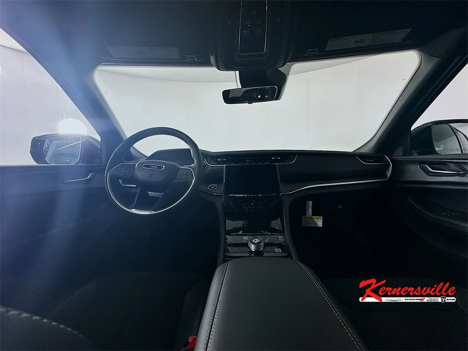 2025 Jeep WL Grand Cherokee - Image 9 of 12
