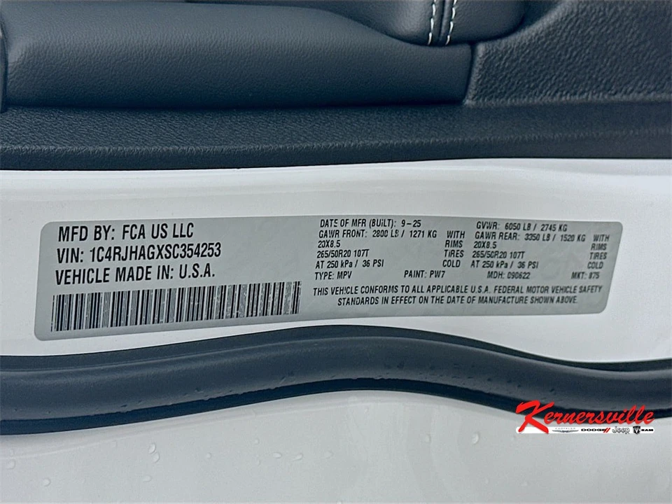 2025 Jeep WL Grand Cherokee - Image 18 of 21