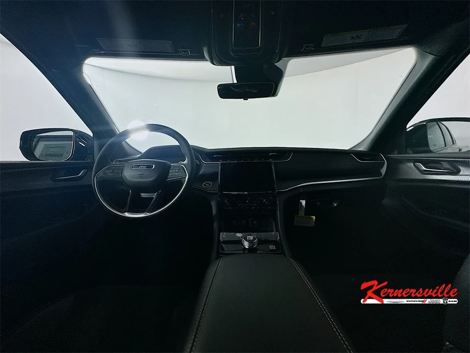 2025 Jeep WL Grand Cherokee - Image 9 of 21