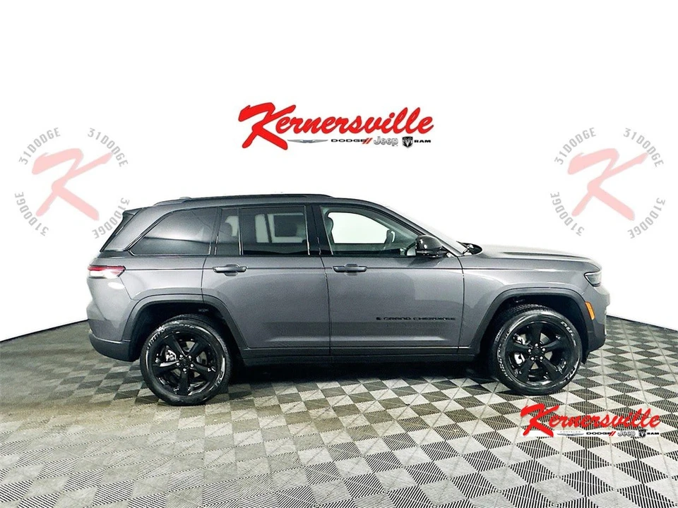 2025 Jeep KL Cherokee - Image 8 of 21
