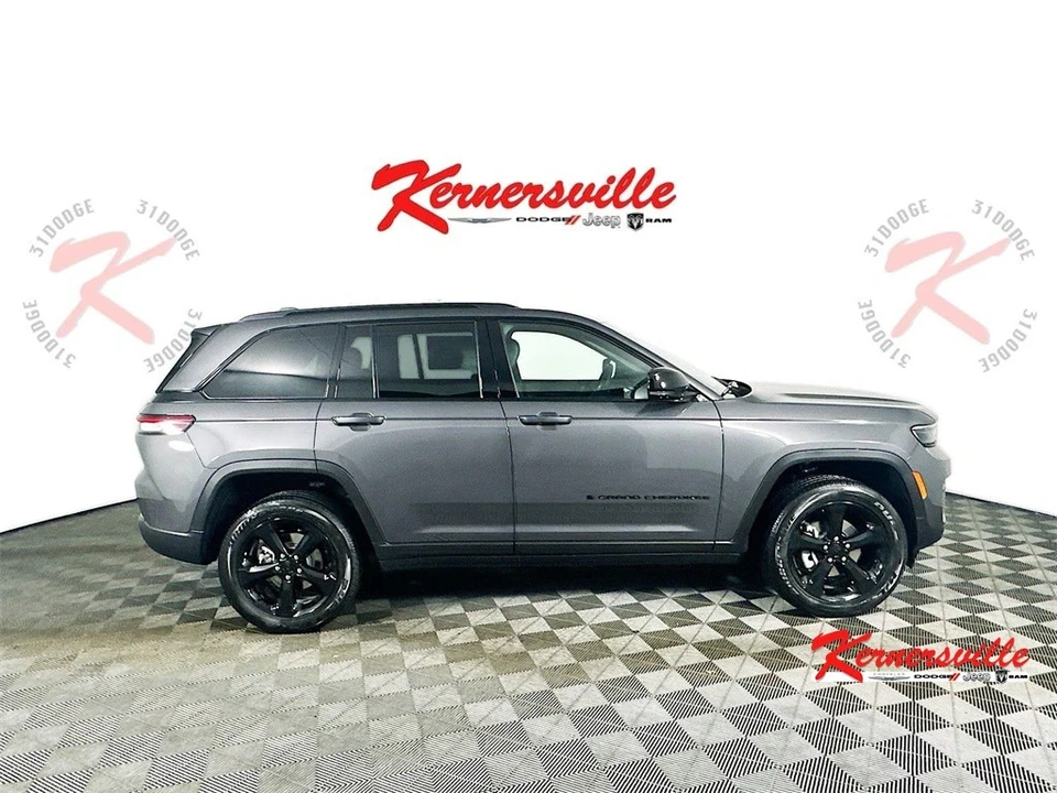 2025 Jeep WL Grand Cherokee - Image 8 of 12