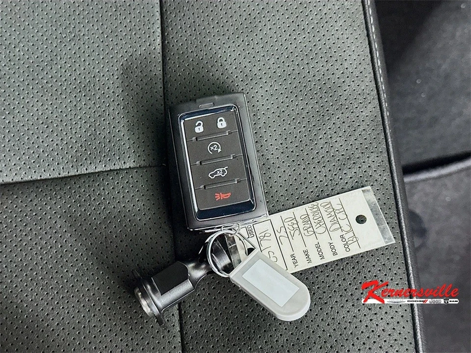 2025 Jeep WL Grand Cherokee - Image 19 of 21