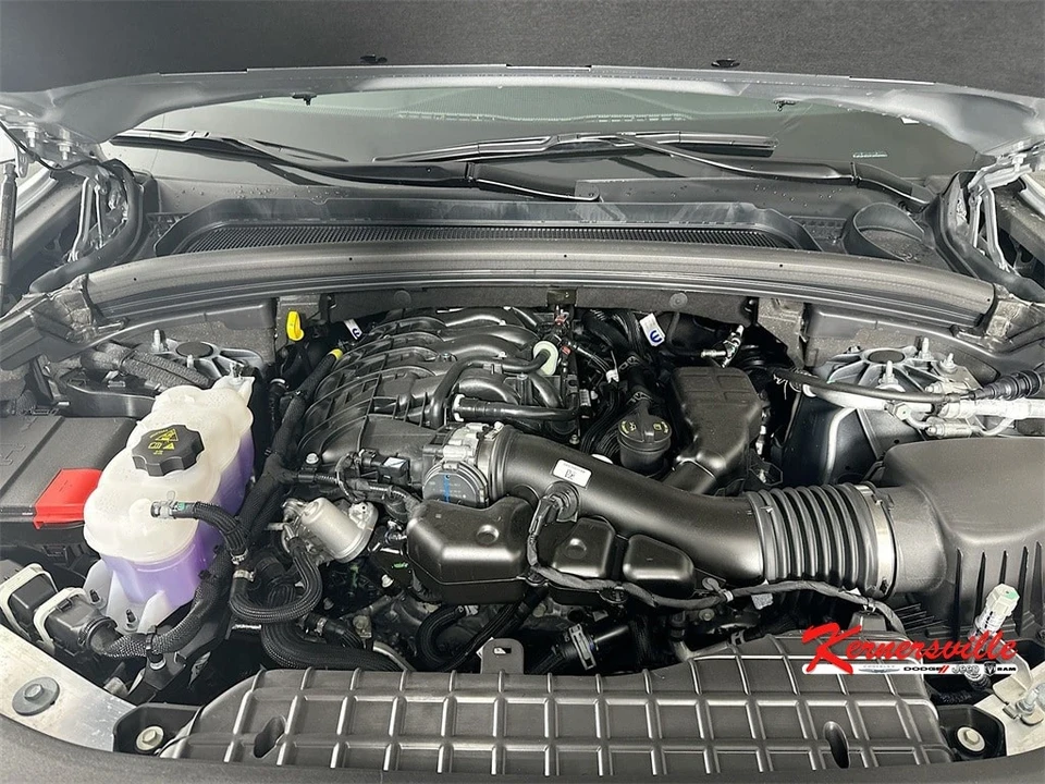 2025 Jeep KL Cherokee - Image 17 of 21