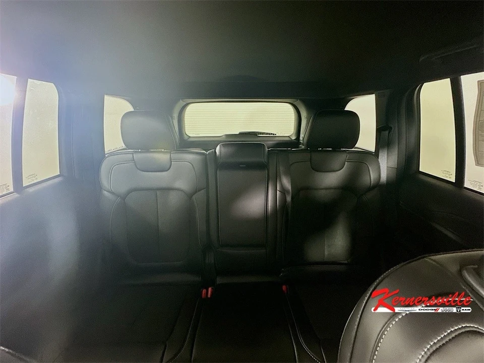 2025 Jeep WL Grand Cherokee - Image 10 of 21