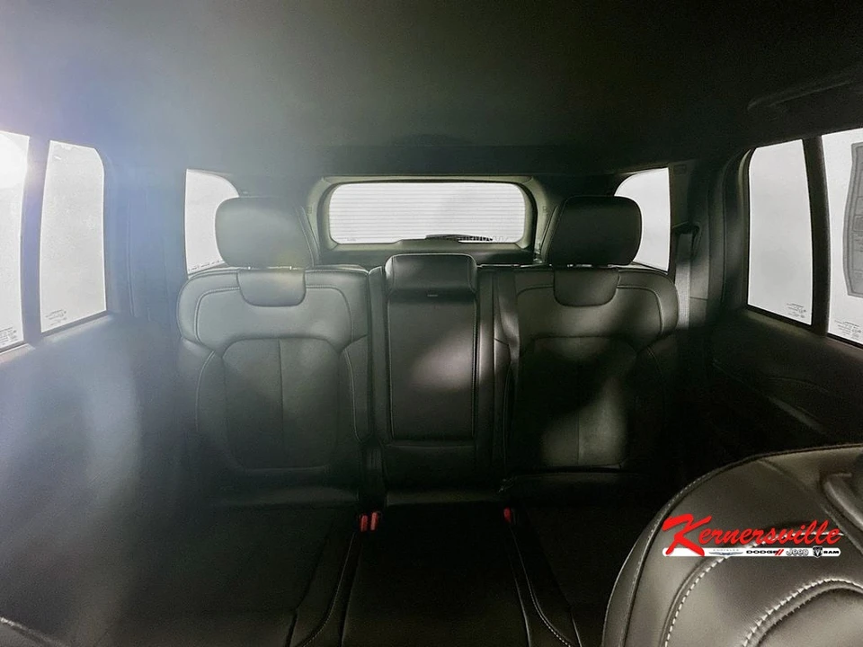 2025 Jeep WL Grand Cherokee - Image 10 of 12