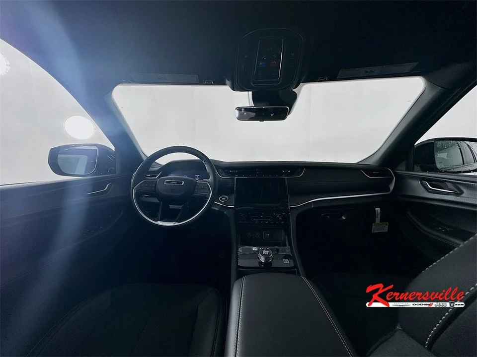 2025 Jeep WL Grand Cherokee - Image 9 of 21