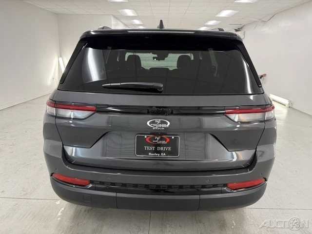 2025 Jeep WL Grand Cherokee - Image 6 of 12