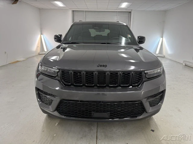 2025 Jeep WL Grand Cherokee - Image 2 of 12