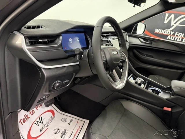 2025 Jeep WL Grand Cherokee - Image 11 of 12