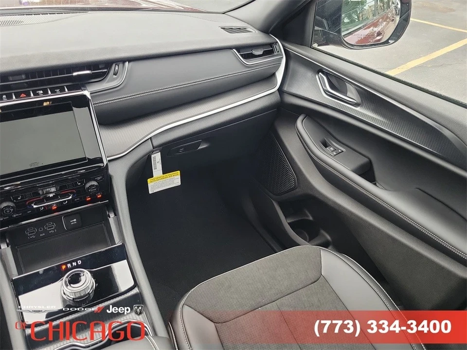 2025 Jeep WL Grand Cherokee - Image 16 of 21