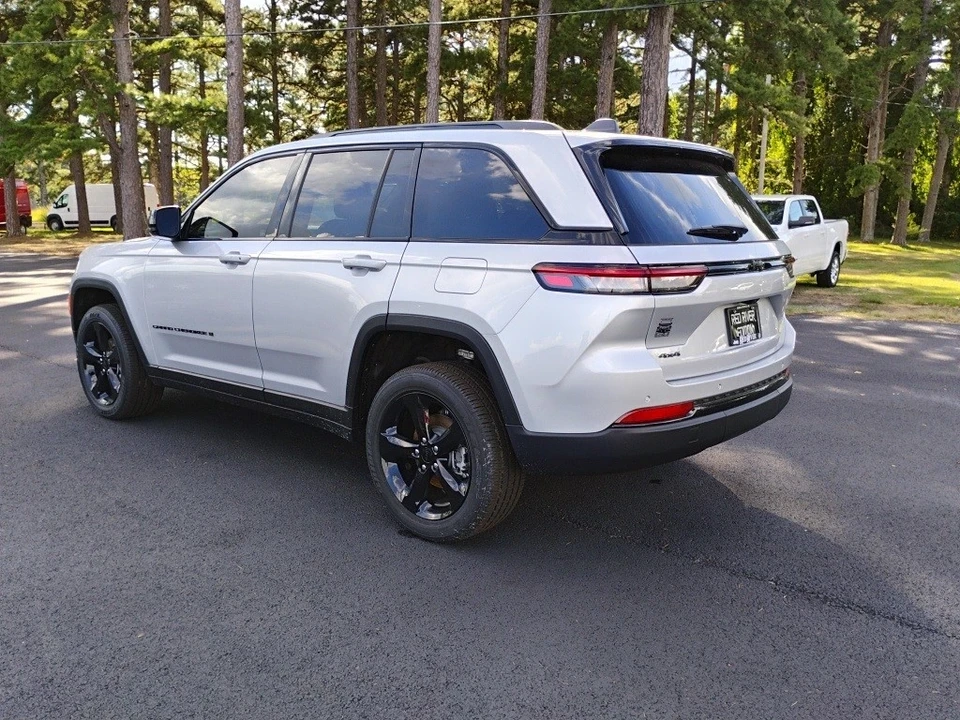 2025 Jeep WL Grand Cherokee - Image 7 of 12