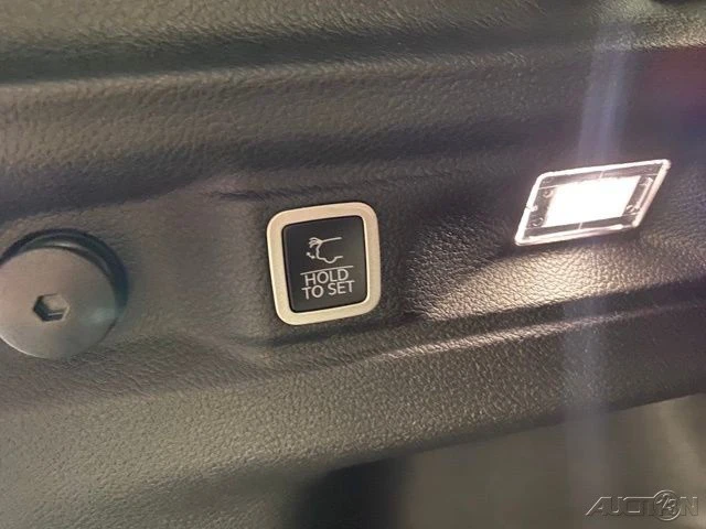 2025 Jeep WL Grand Cherokee - Image 10 of 12