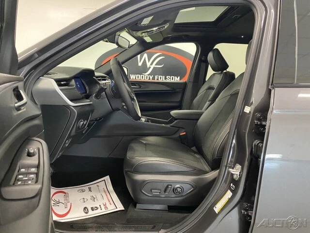 2025 Jeep WL Grand Cherokee - Image 11 of 12