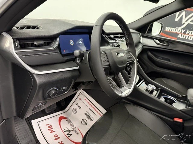2025 Jeep WL Grand Cherokee - Image 11 of 12