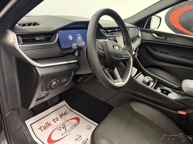 2025 Jeep WL Grand Cherokee - Image 11 of 12