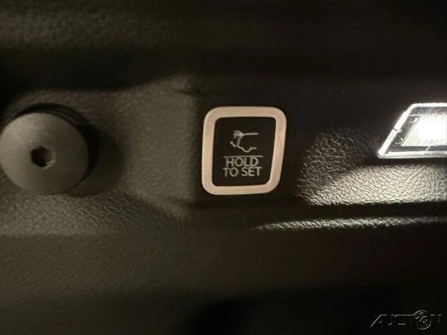 2025 Jeep WL Grand Cherokee - Image 8 of 12