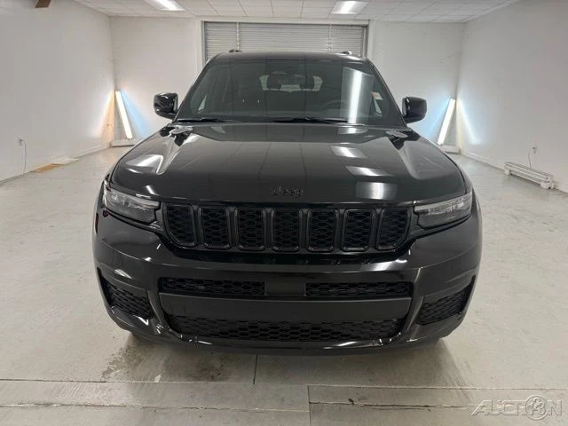 2025 Jeep WL Grand Cherokee - Image 2 of 12