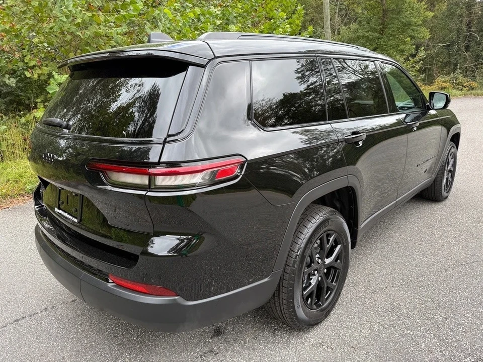 2025 Jeep WL Grand Cherokee - Image 7 of 12
