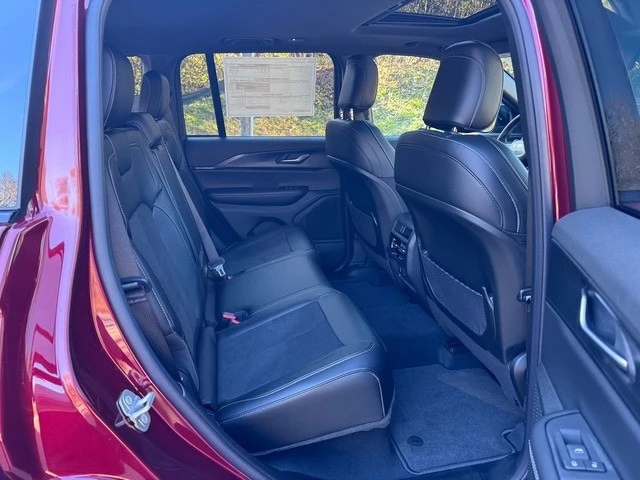 2025 Jeep WL Grand Cherokee - Image 19 of 21
