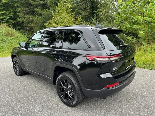2025 Jeep WL Grand Cherokee - Image 8 of 21