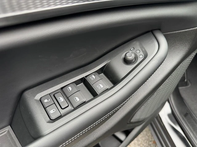 2025 Jeep WL Grand Cherokee - Image 12 of 21