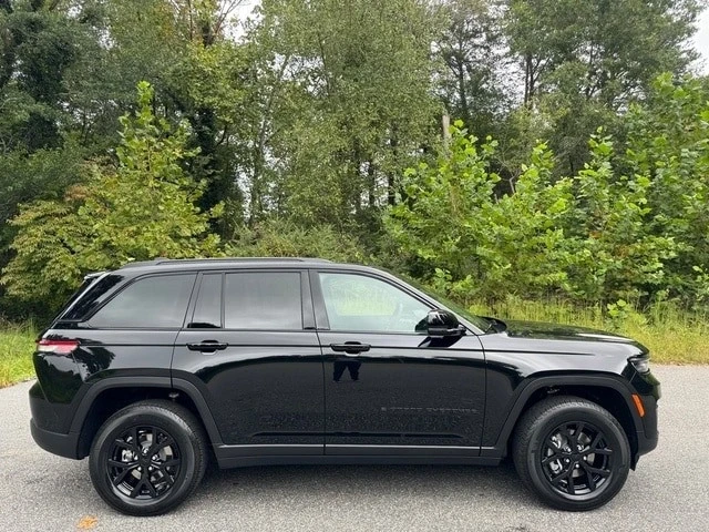 2025 Jeep KL Cherokee - Image 5 of 12
