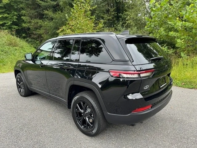 2025 Jeep KL Cherokee - Image 8 of 12