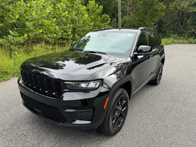 2025 Jeep WL Grand Cherokee - Image 2 of 12