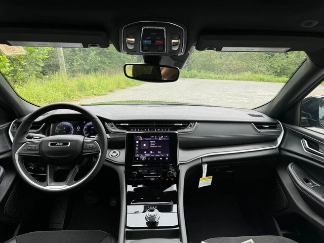 2025 Jeep KL Cherokee - Image 10 of 12