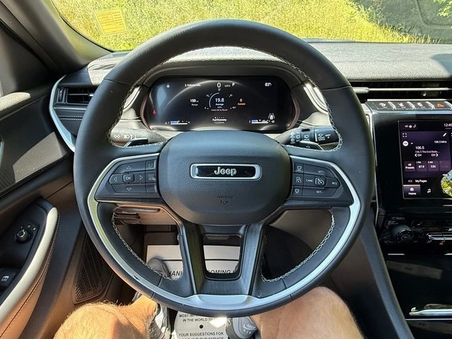 2025 Jeep WL Grand Cherokee - Image 19 of 31