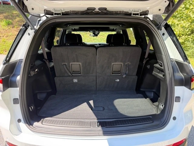 2025 Jeep WL Grand Cherokee - Image 17 of 31