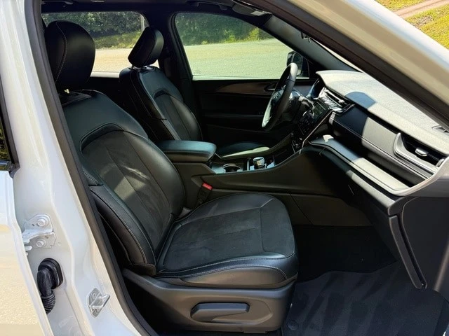 2025 Jeep WL Grand Cherokee - Image 22 of 31
