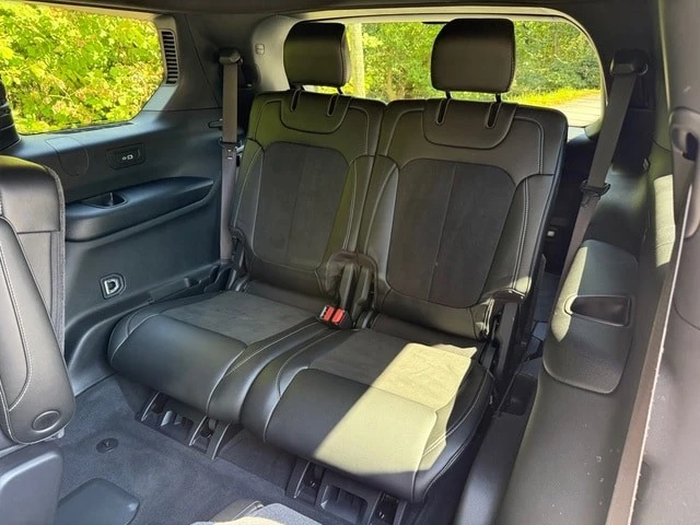 2025 Jeep WL Grand Cherokee - Image 15 of 31