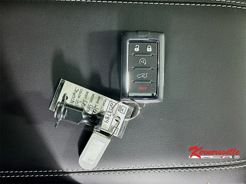 2025 Jeep KL Cherokee - Image 20 of 21