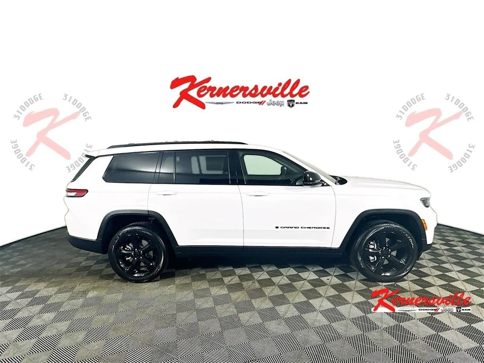 2025 Jeep WL Grand Cherokee - Image 8 of 21