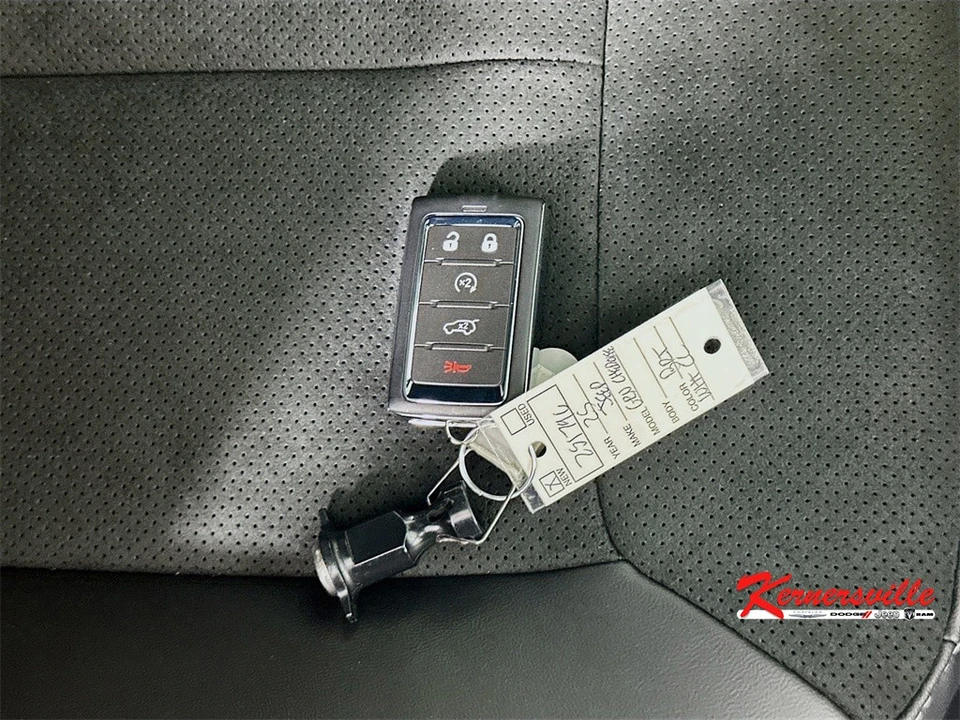 2025 Jeep WL Grand Cherokee - Image 19 of 21