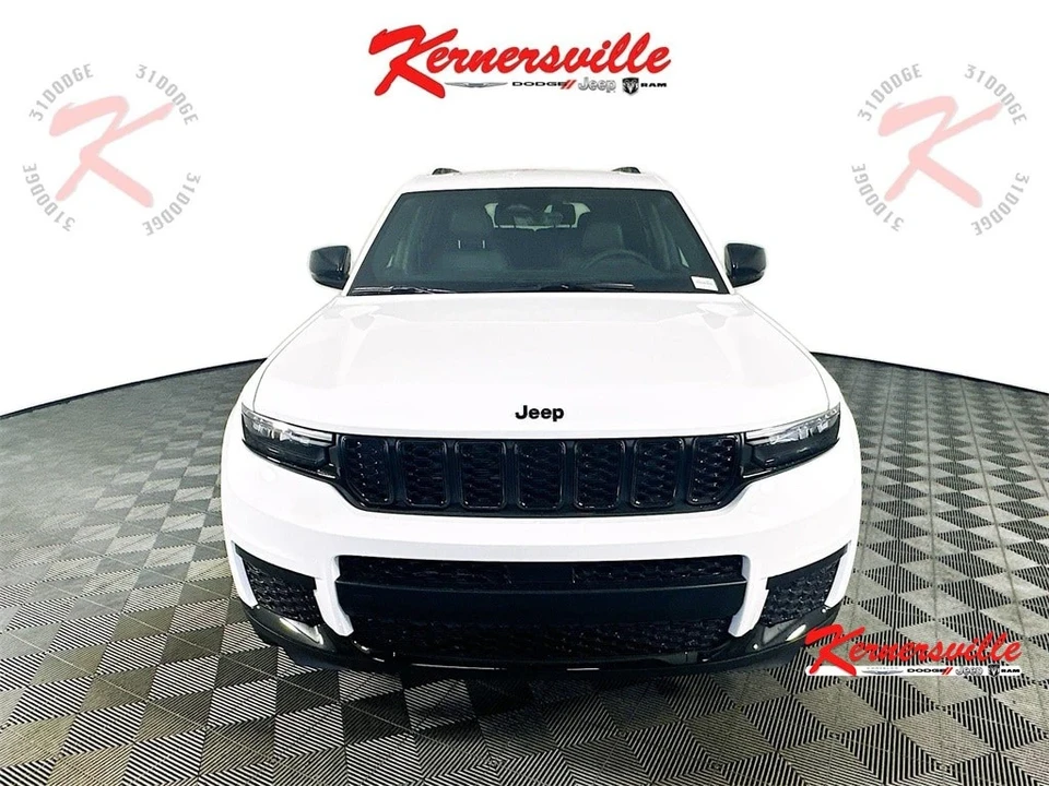2025 Jeep KL Cherokee - Image 2 of 12