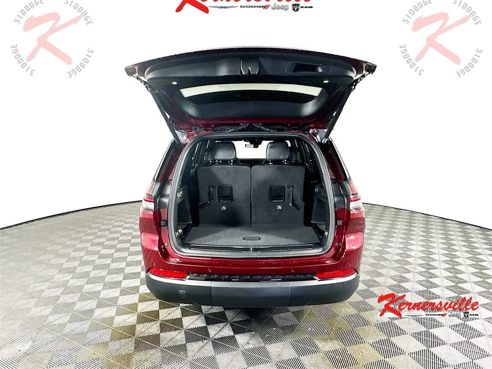 2025 Jeep WL Grand Cherokee - Image 16 of 21