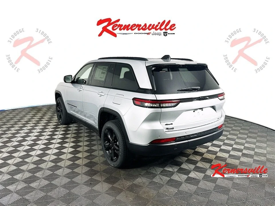 2025 Jeep KL Cherokee - Image 5 of 12