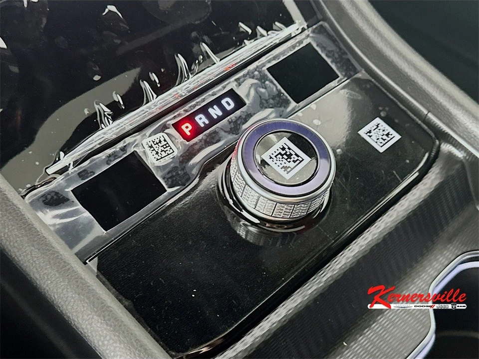2025 Jeep WL Grand Cherokee - Image 12 of 21