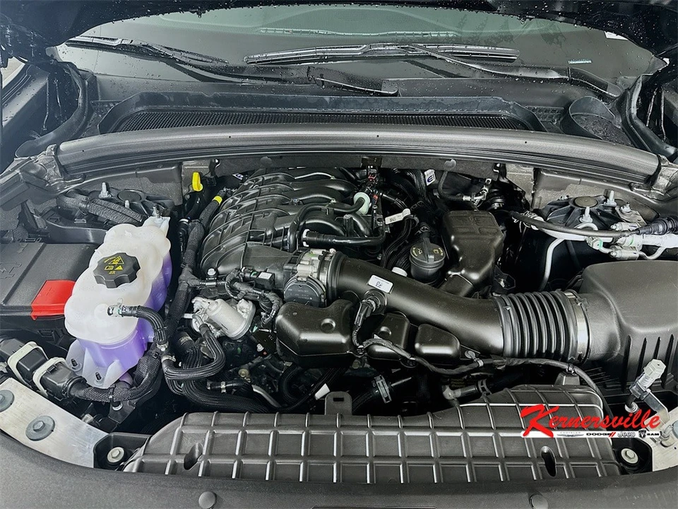 2025 Jeep KL Cherokee - Image 17 of 21