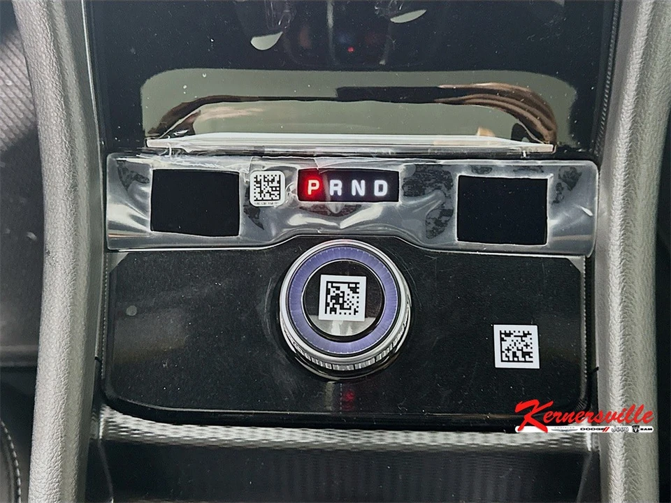 2025 Jeep KL Cherokee - Image 12 of 21