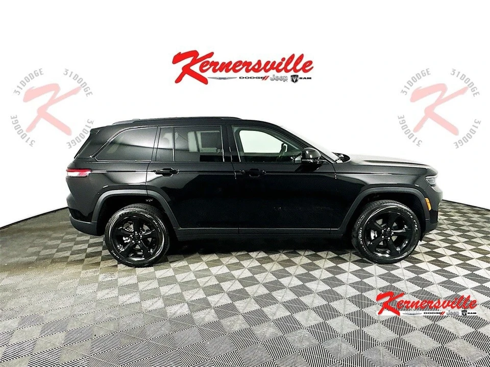 2025 Jeep WL Grand Cherokee - Image 8 of 12