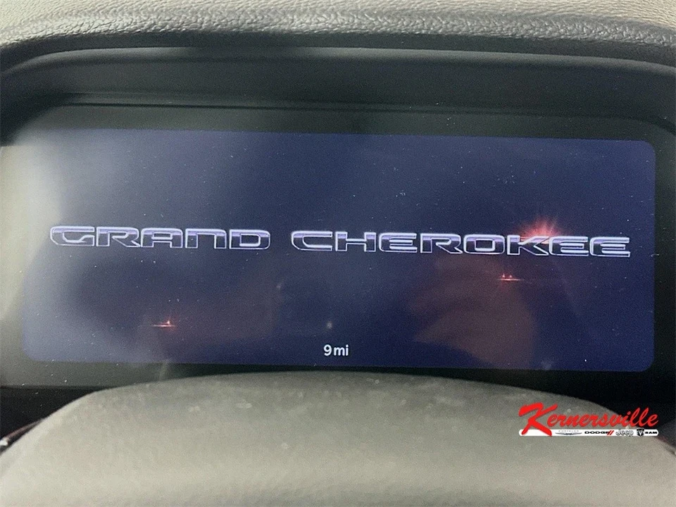 2025 Jeep KL Cherokee - Image 11 of 21