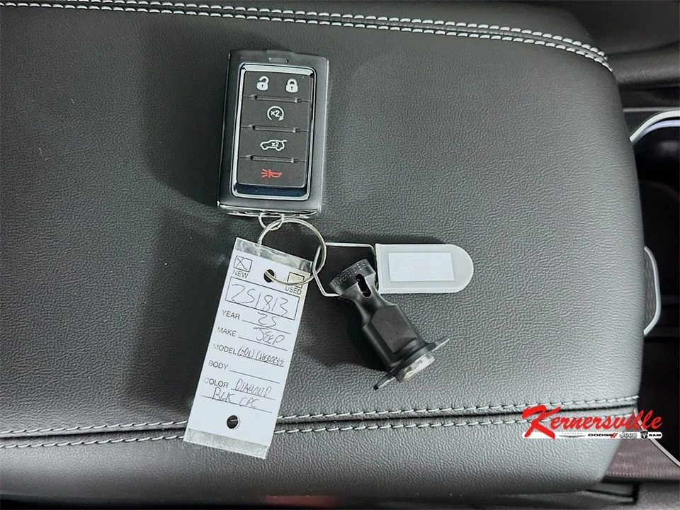 2025 Jeep KL Cherokee - Image 20 of 21