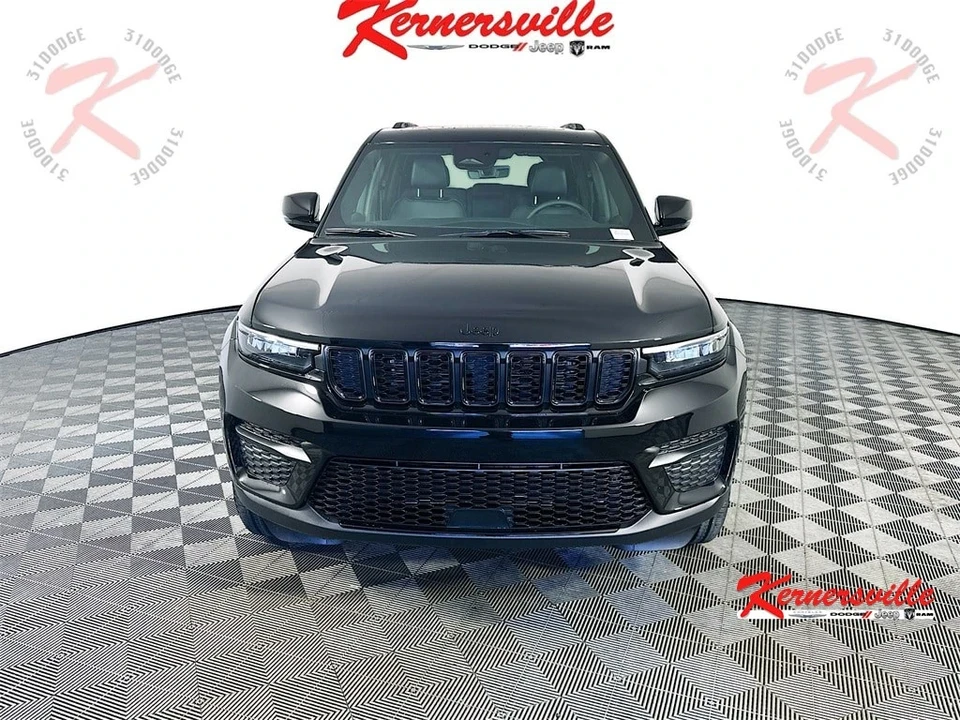 2025 Jeep WL Grand Cherokee - Image 2 of 12