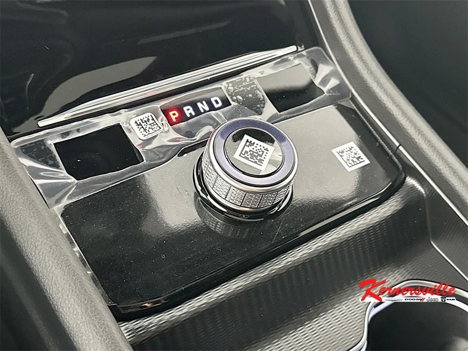 2025 Jeep KL Cherokee - Image 12 of 21
